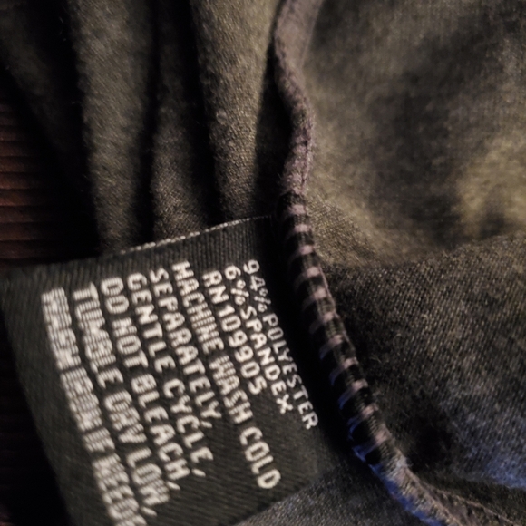 Milano Gray Ruffled Vest - Picture 6 of 7